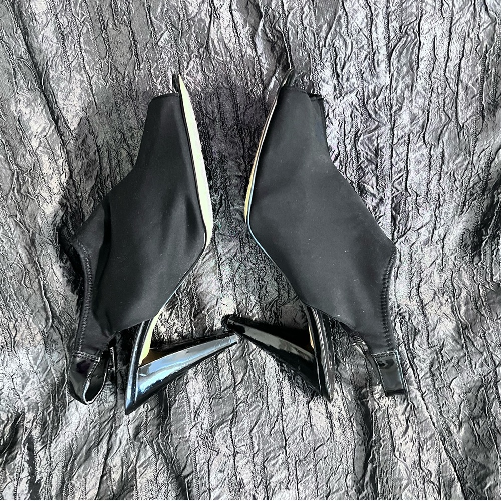 Bandolino Patent Heels